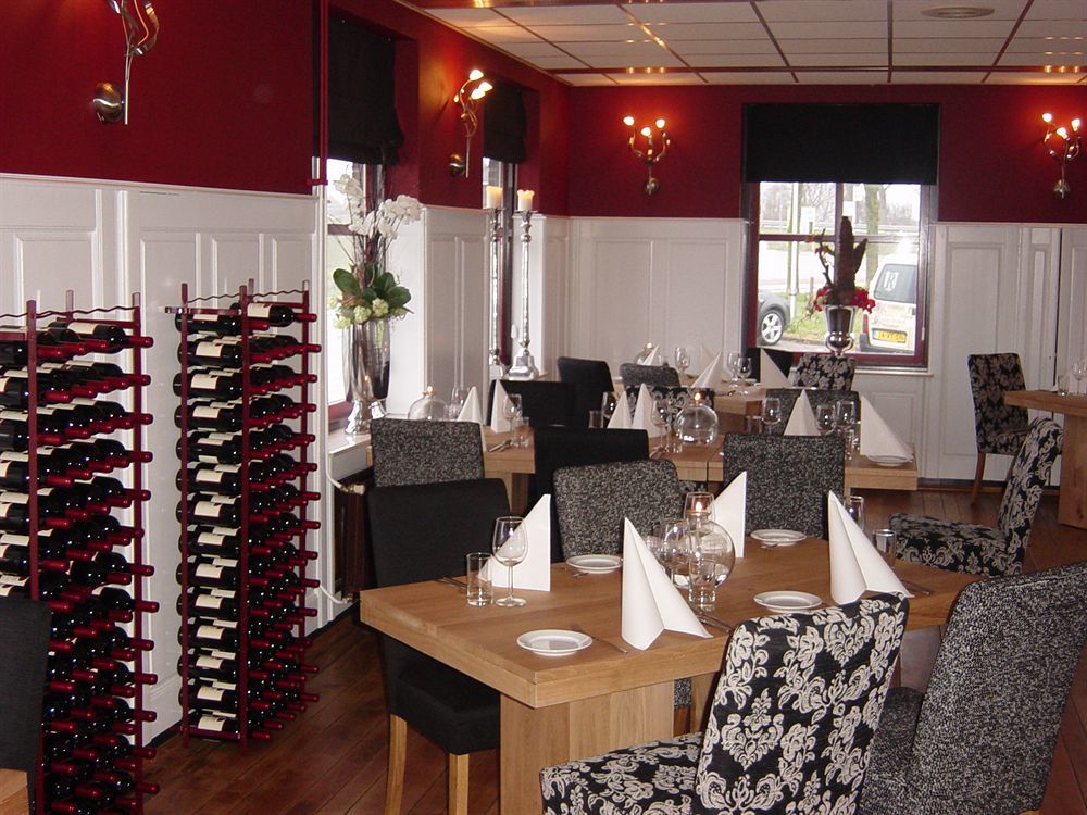 Hotel Restaurant De Buizerd Langedijk Экстерьер фото